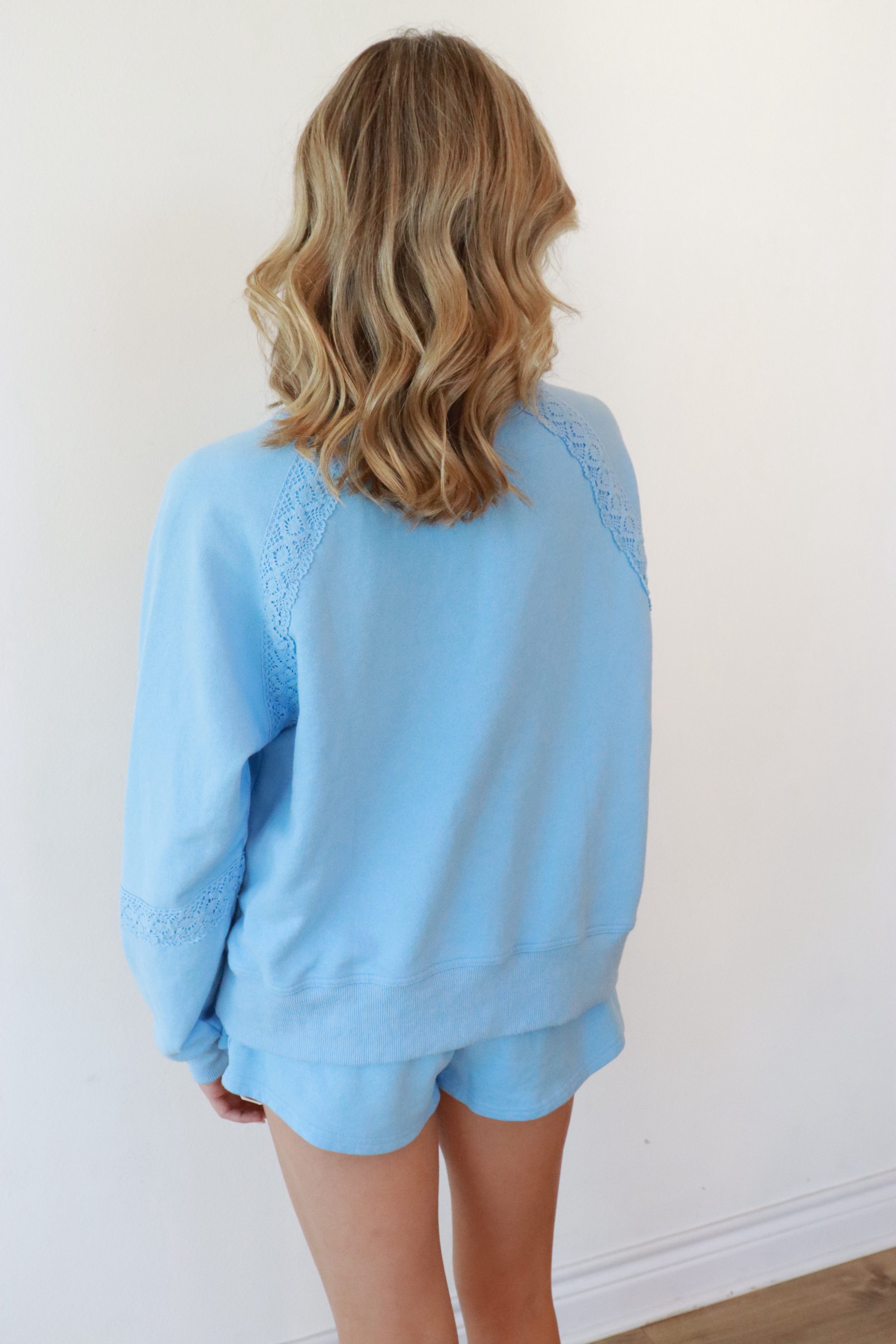 Benny Blue Lace Trim Set